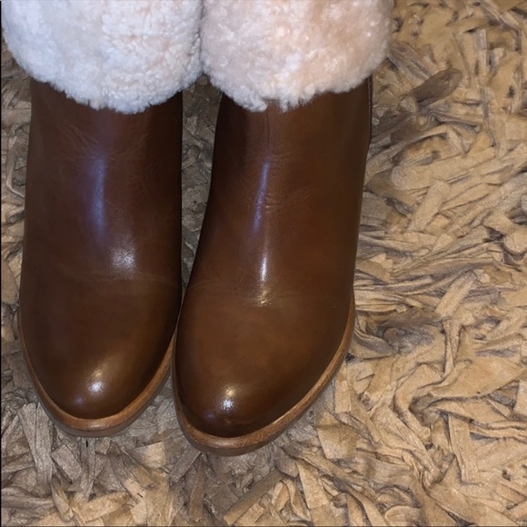 Ugg Ava Boot NWT/No Box - Picture 3 of 7